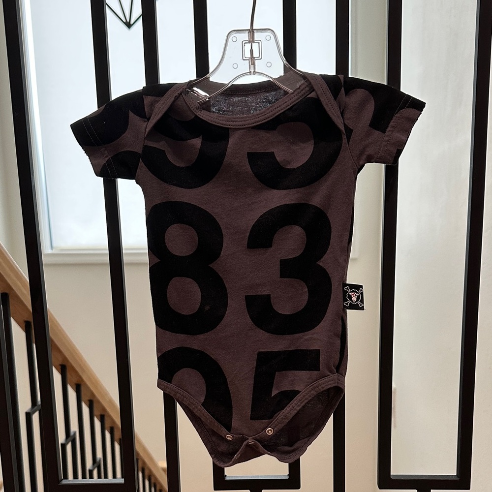 Nununu 0-6mo onesie